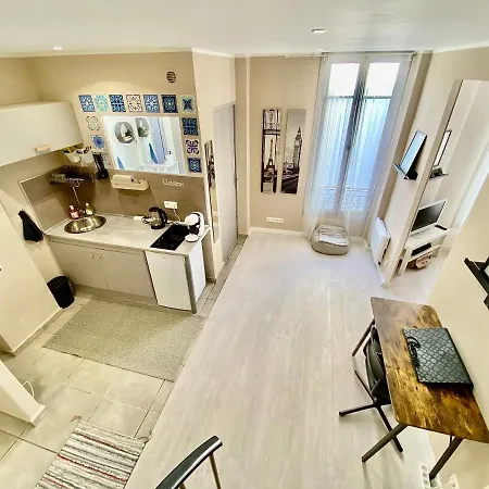 Lovely & Cozy Duplex Heart Of With Bathtub! Apartmán