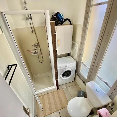 Lovely & Cozy Duplex Heart Of With Bathtub! Apartmán