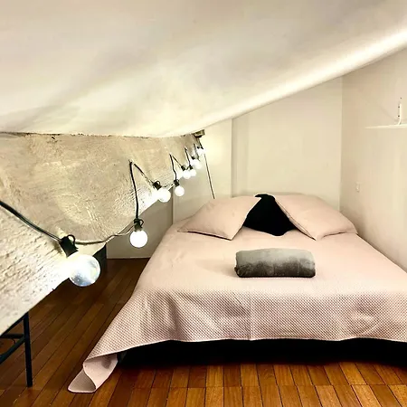 Apartamento Lovely & Cozy Duplex Heart Of With Bathtub! *
