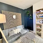 Lovely & Cozy Duplex Heart Of With Bathtub! Apartament *